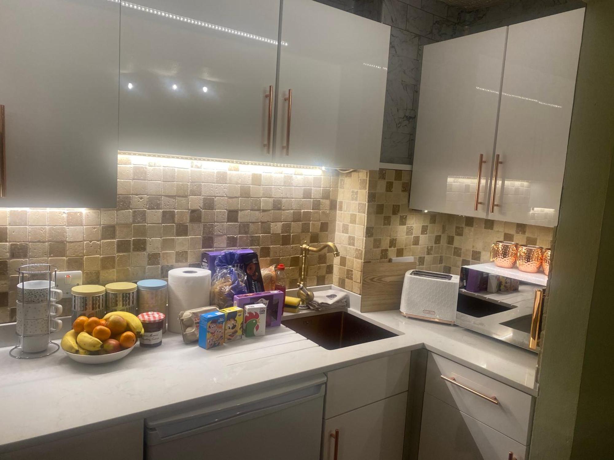 Quiet Lower Floor 2 Bed City Apartment With Private Patio Garden バース エクステリア 写真