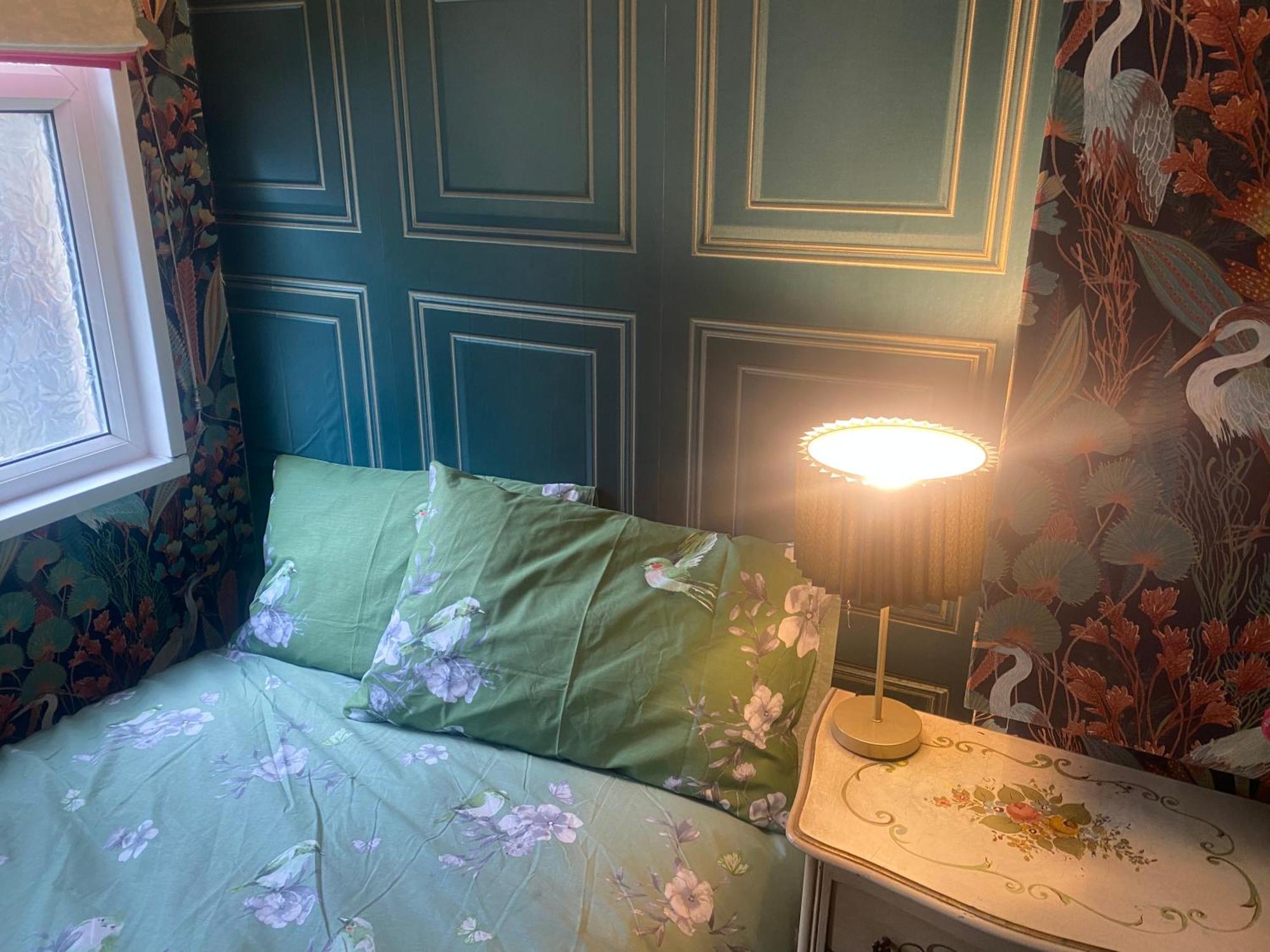 Quiet Lower Floor 2 Bed City Apartment With Private Patio Garden バース エクステリア 写真