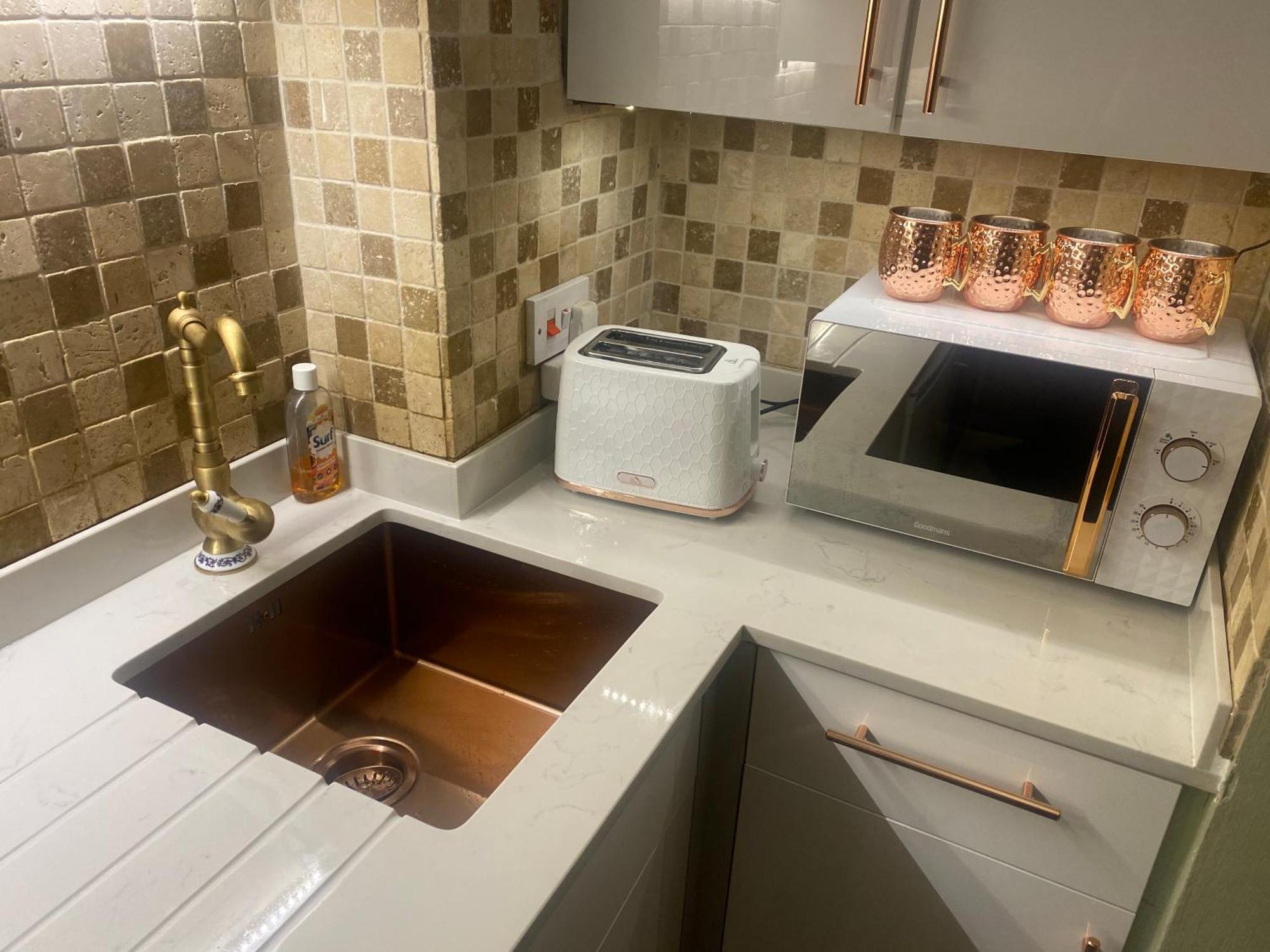 Quiet Lower Floor 2 Bed City Apartment With Private Patio Garden バース エクステリア 写真