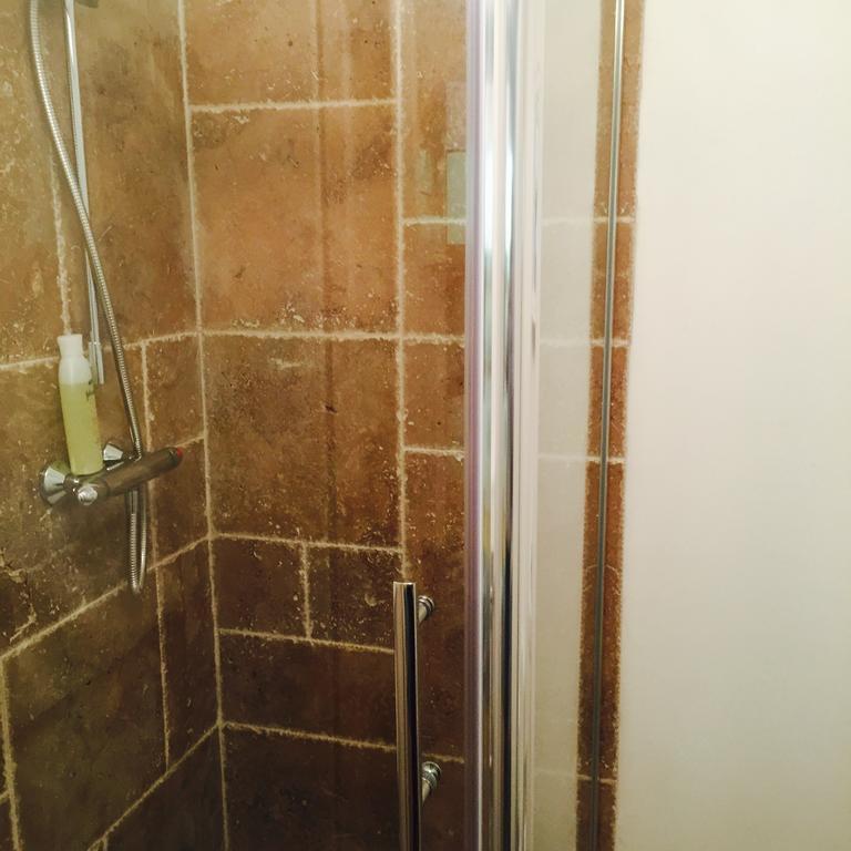 Quiet Lower Floor 2 Bed City Apartment With Private Patio Garden バース エクステリア 写真